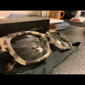 DIFF cheetah print sunglasses